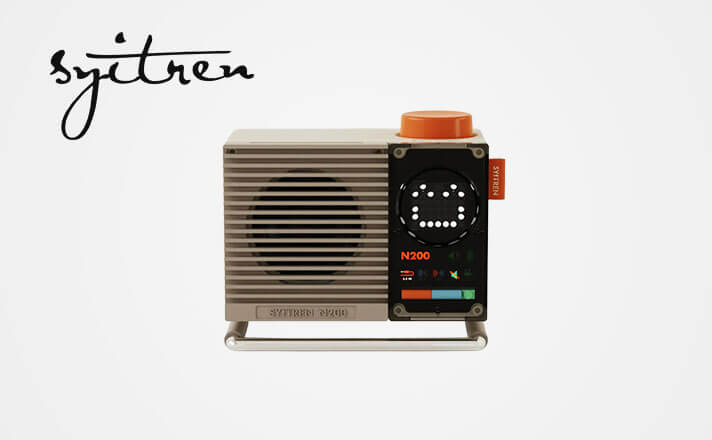 オーディオ機器